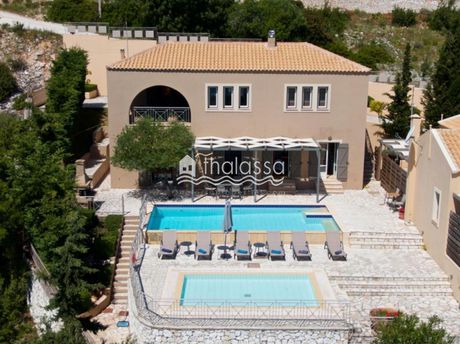 Apartment complex 378sqm for sale-Kefalonia » Erissos