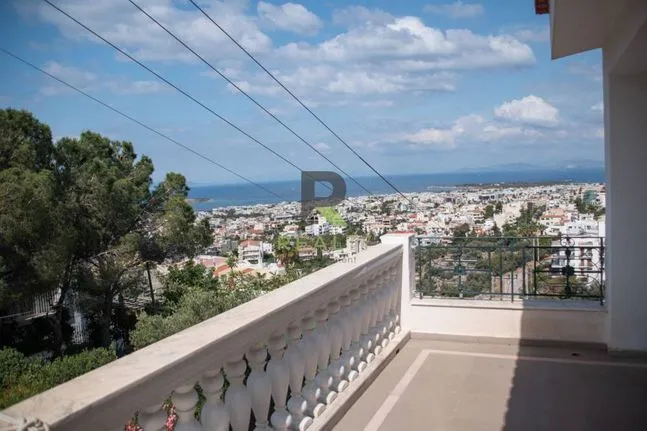 Maisonette 586 sqm for sale, Athens - South, Voula