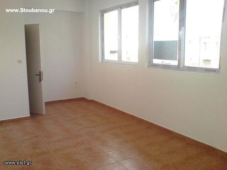 Office 28sqm for rent-Amaliada » Kentro