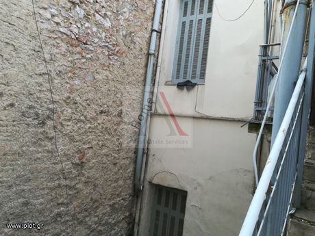 Building 224sqm for sale-Attiki » Platia Attikis