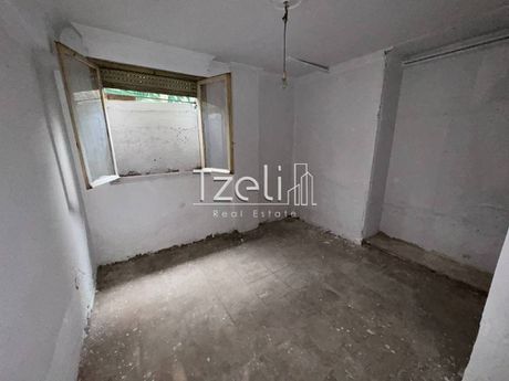 Studio 25sqm for sale-Patra » Agia Sofia