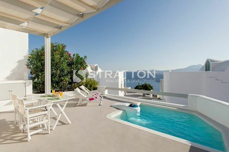 Hotel 1.420sqm for sale-Santorini » Thira