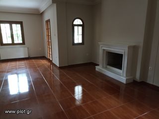Μεζονέτα 225 τ.μ. για ενοικίαση