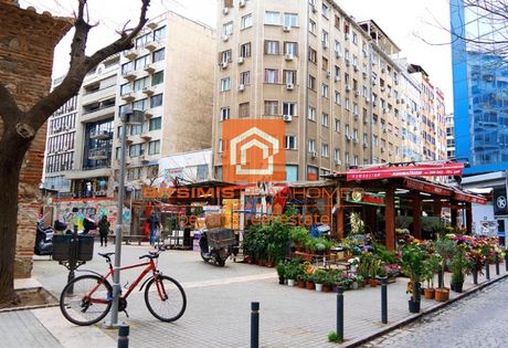 Store 44sqm for rent-Center