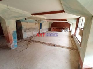 Store 270 sqm for rent