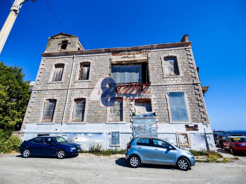Κτίριο 691 τ.μ. πρός πώληση, Ν. Χίου, Χίος