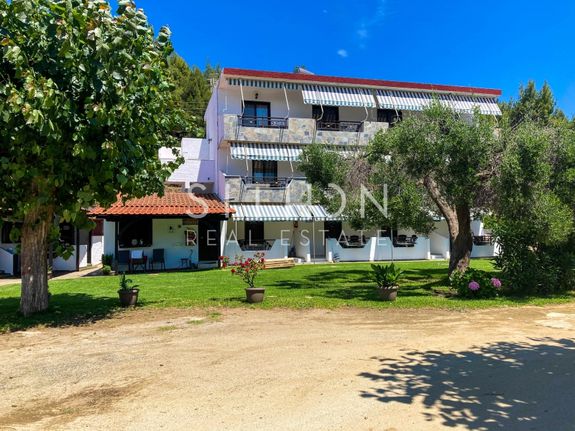 Business 2.531 sqm for sale, Chalkidiki, Toroni