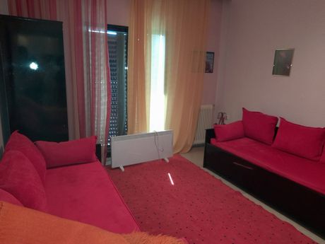 Apartment 70sqm for rent-Kastoria » Center