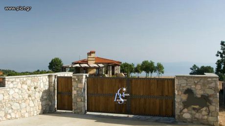 Επιχειρηματικό κτίριο 56.000τ.μ. για πώληση-Θέρμη » Λιβάδι