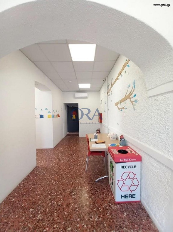 Κτίριο 563 τ.μ. προς πώληση, Οβριά