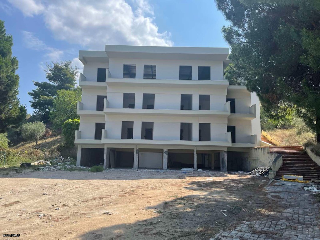 Ξενοδοχείο 2.300 τ.μ. πρός πώληση, Χαλκιδική, Σιθωνία