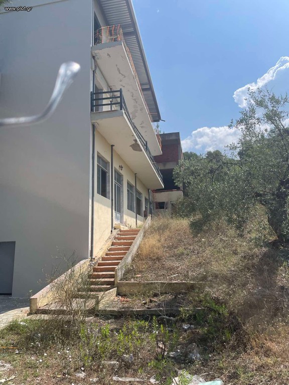 Ξενοδοχείο 2.300 τ.μ. πρός πώληση, Χαλκιδική, Σιθωνία