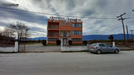 Επιχειρηματικό κτίριο 1.800 τ.μ. προς ενοικίαση