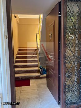 Building 340sqm for sale-Chalandri » Center