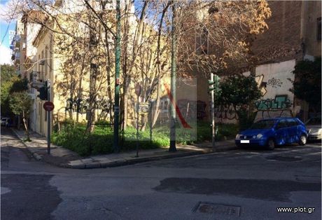Οικόπεδο 160τ.μ. για πώληση-Κέντρο » Πλατεία κουμουνδούρου