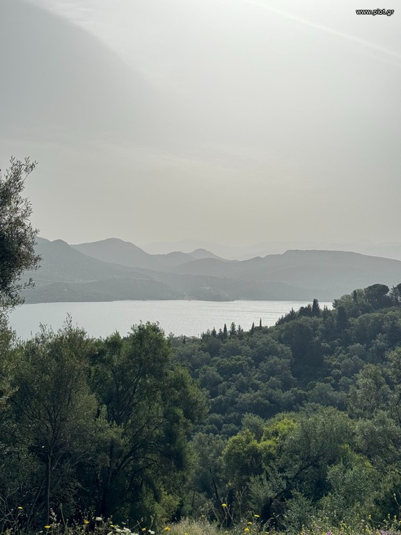 Αγροτεμάχια 3.054 τ.μ. πρός πώληση, Ν. Λευκάδας, Λευκάδα