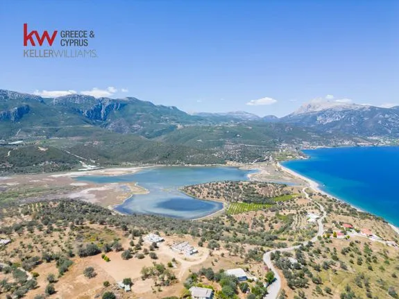 Parcel 18.355 sqm for sale, Argosaronikos Islands, Trizina