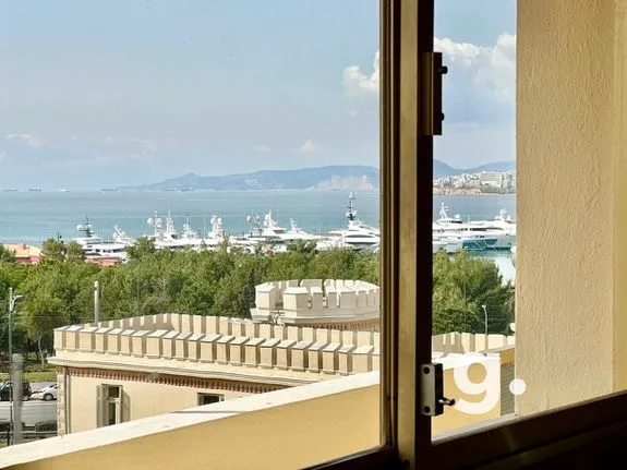 Apartment 130 sqm for sale, Athens - South, Palaio Faliro