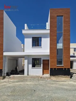 Maisonette 100 sqm for sale, Larnaca, Leivadia