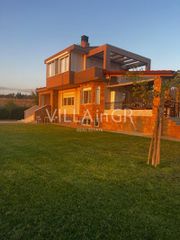 Μονοκατοικία 235 τ.μ. για ενοικίαση