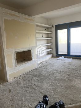 Μεζονέτα 468 τ.μ. πρός πώληση
