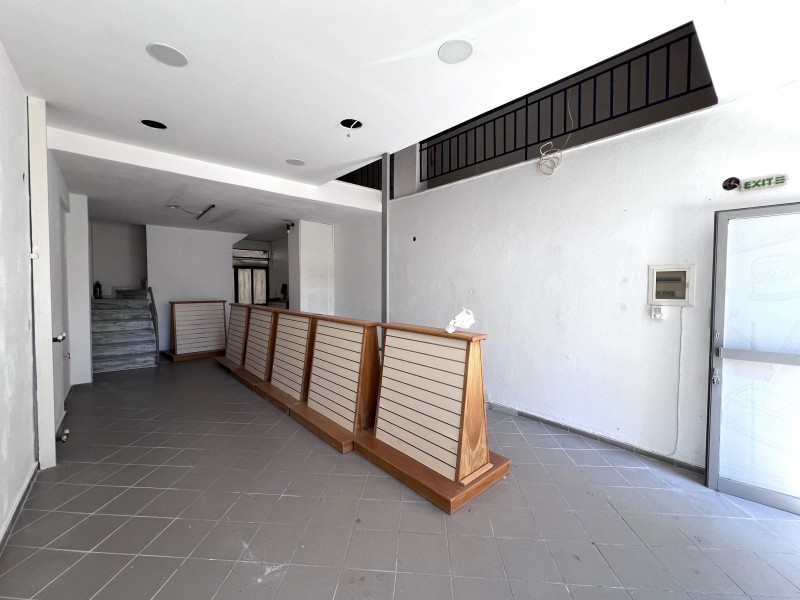 Κατάστημα 324 τ.μ. προς πώληση, Αγ. Παύλος