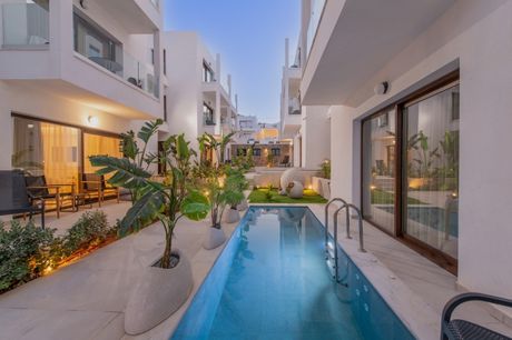 Hotel 2.500sqm for sale-Chersonisos » Piskopiano