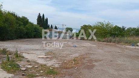 Business bulding 588sqm for rent-Pylea » Foinikas