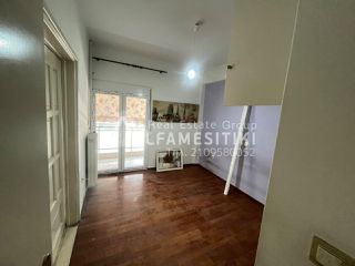 Διαμέρισμα 70 τ.μ. για πώληση, Πειραιάς, Μικρολίμανο-thumb-3
