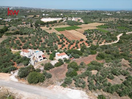 Land plot 2.001sqm for sale-Akrotiri