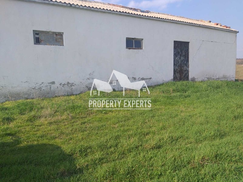 Αποθήκη 330 τ.μ. πρός πώληση, Εβρος, Φέρες