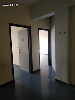 Office 52 sqm for rent