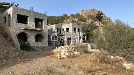 Building 676sqm for sale-Makris Gialos