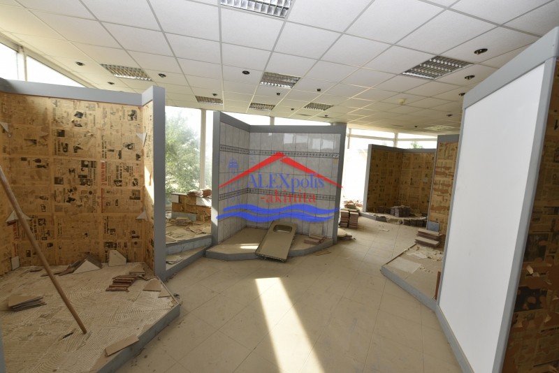 Κατάστημα 1.000 τ.μ. προς ενοικίαση, Απαλός