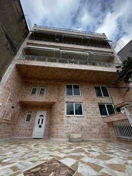 Κτίριο 695τ.μ. για πώληση-Ζεφύρι