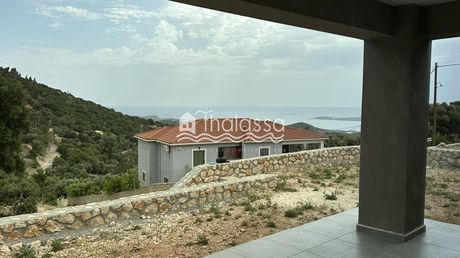 Συγκρότημα διαμερισμάτων 210τ.μ. για πώληση-Κεφαλονιά » Αργοστόλι