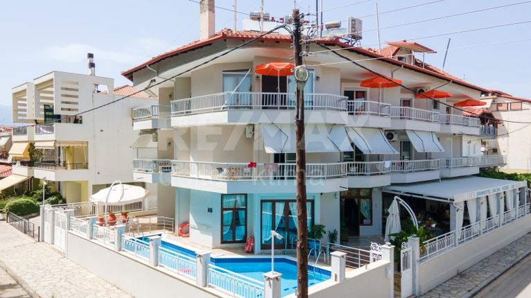 Hotel 1.040 sqm for sale, Pieria Prefecture, Easts Olimpos