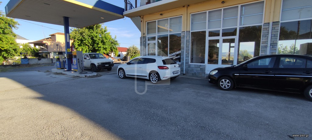 Επιχειρηματικό κτίριο 150 τ.μ. πρός ενοικίαση, Ν. Λάρισας, Τσαρίτσανη