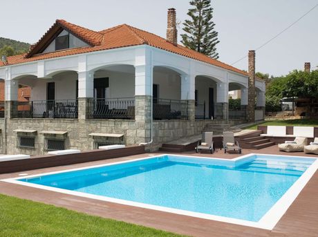 Villa 439sqm for sale-Kekropia (Palairou) » Pogonia