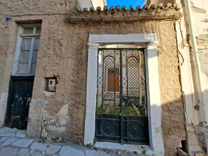 Μονοκατοικία 365 τ.μ. προς πώληση, Κέντρο Λίμνης