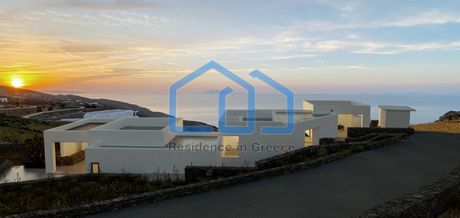 Villa 231sqm for sale-Folegandros