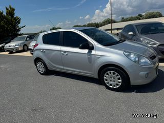 Hyundai i 20 2011-thumb-1