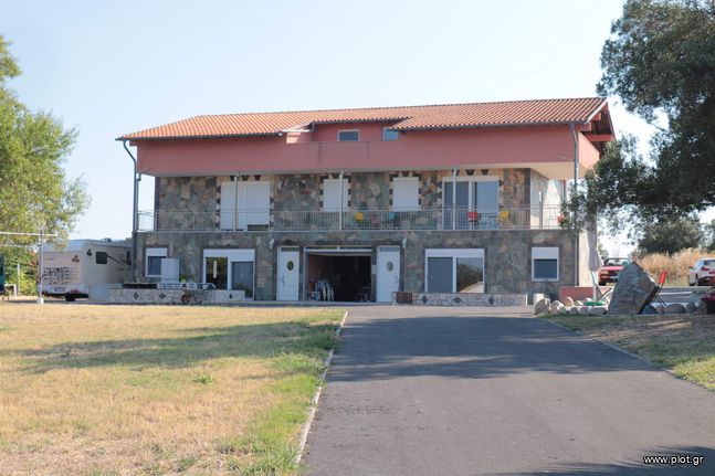 Συγκρότημα διαμερισμάτων 600 τ.μ. για πώληση, Χαλκιδική, Κασσάνδρα