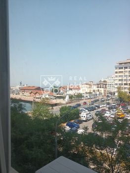 Office 132sqm for rent-Center
