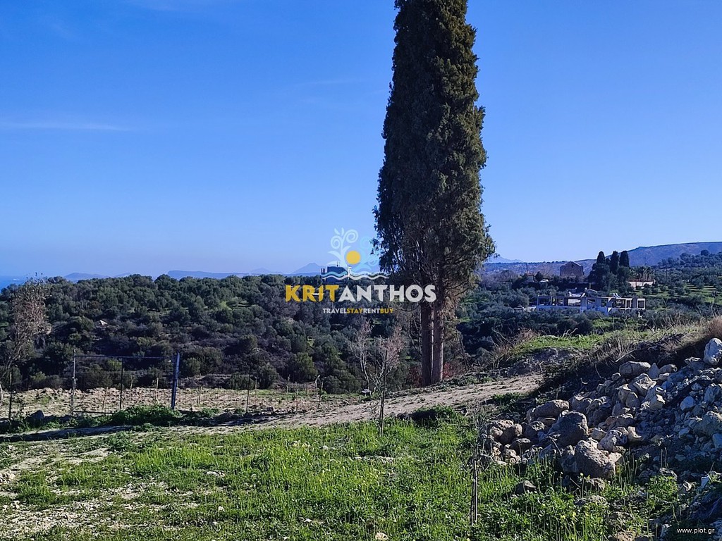 Αγροτεμάχια 2.600 τ.μ. πρός πώληση, Ν. Ρεθύμνου, Ρέθυμνο