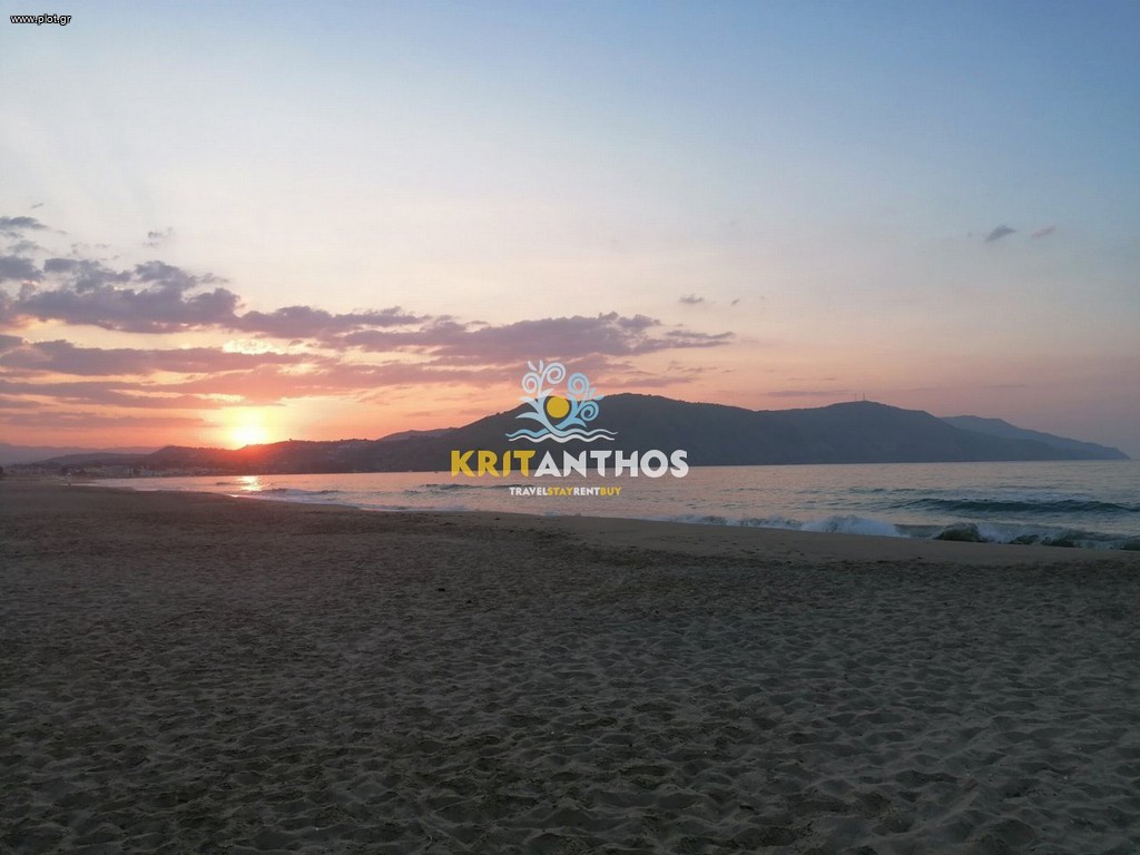 Οικόπεδο 13.500 τ.μ. προς πώληση, Καβρός