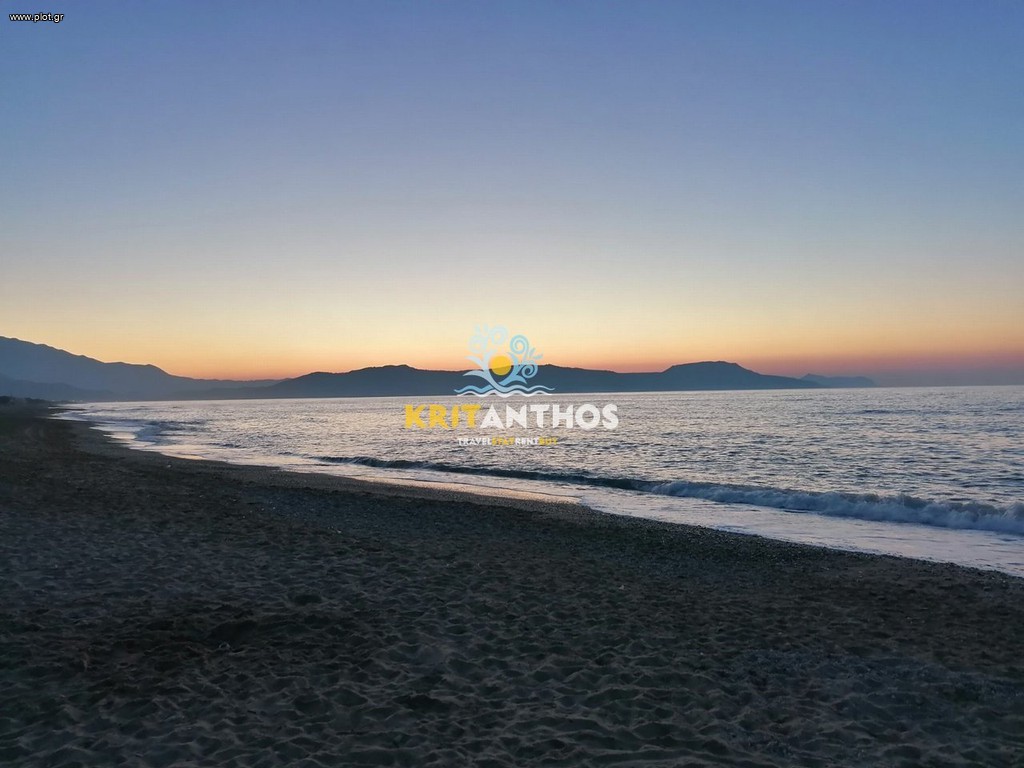 Οικόπεδο 13.500 τ.μ. προς πώληση, Καβρός