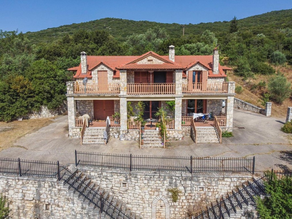 Βίλλα 271 τ.μ. πρός πώληση, Αρκαδία, Τρόπαια