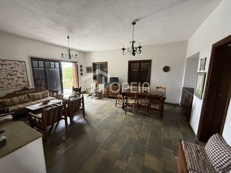 Μονοκατοικία 240 τ.μ. πρός πώληση