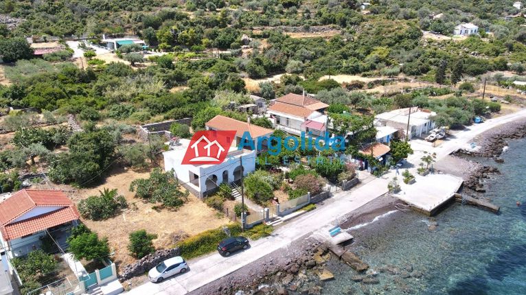 Detached home 95 sqm for sale, Argosaronikos Islands, Methana